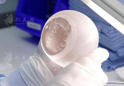 內(nèi)窺鏡假體豐胸項目有危害嗎? 內(nèi)窺鏡假體豐胸項目有危害嗎?