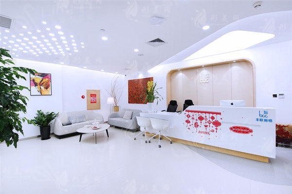 北京豐聯(lián)麗格師麗麗雙眼皮修復(fù)成功率大嗎？技術(shù)口碑/價(jià)格表