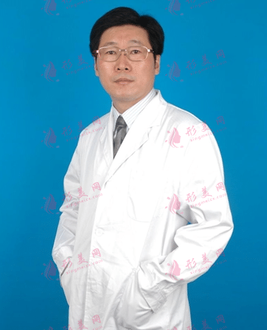 成都艾米麗醫(yī)療整形美容醫(yī)院院長——潘紅偉 成都艾米麗醫(yī)療整形美容醫(yī)院院長——潘紅偉