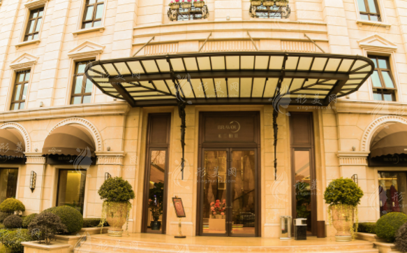 四川米蘭柏羽醫(yī)學(xué)美容醫(yī)院 四川米蘭柏羽醫(yī)學(xué)美容醫(yī)院