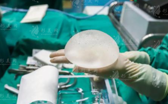 硅膠假體隆胸有什么危害？效果可以保持嗎？