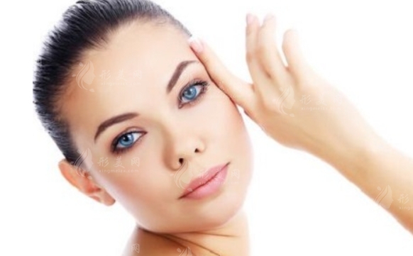 藍(lán)光祛痘效果好嗎？存在的風(fēng)險(xiǎn)都有哪些呢？