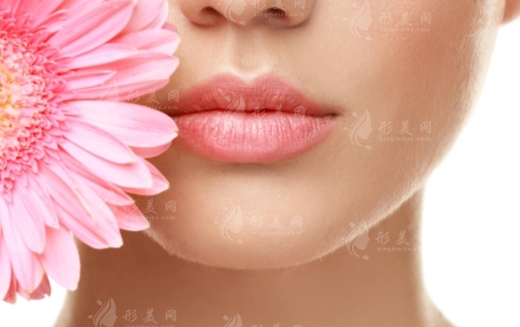 嘴唇缺損怎么辦？上唇缺損是否可以用下唇填充？