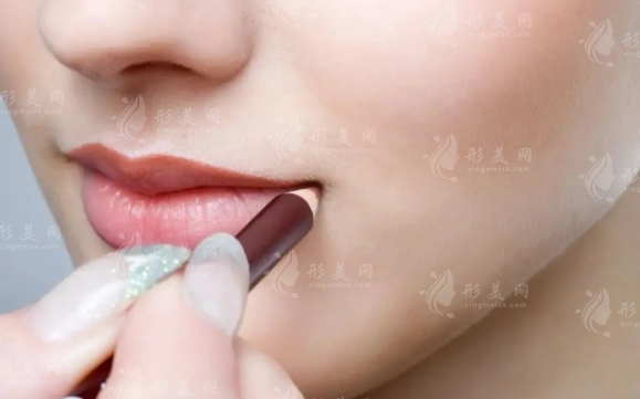 嘴唇外翻的矯正方法及矯正前準備