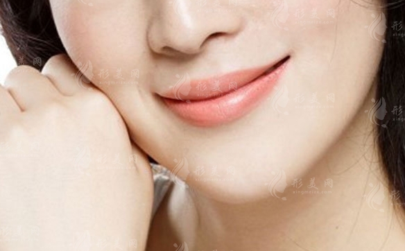 玻尿酸墊下巴后的護理與快速恢復指南