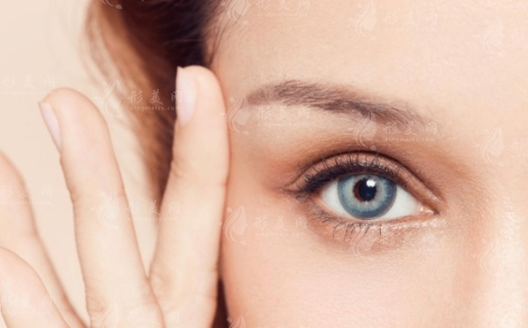 激光去眼袋：了解副作用、優(yōu)點及術(shù)后注意事項