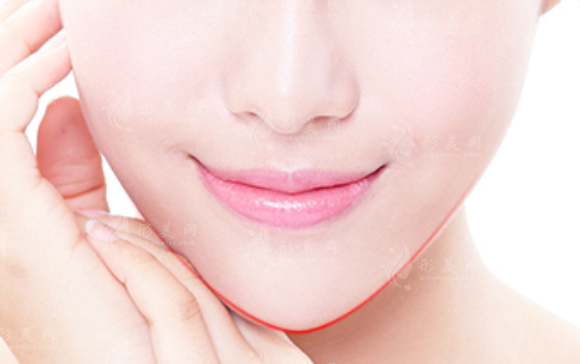 下巴后縮嘴巴前凸怎么辦？哪種矯正方法好？