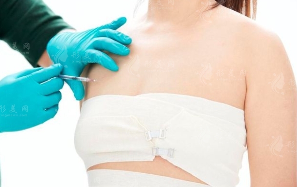 假體隆胸的持久性與取出原因