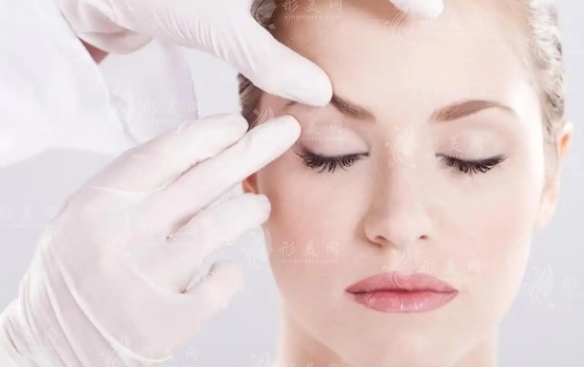 痤瘡調(diào)節(jié)方法：探索好的途徑