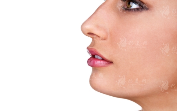 耳軟骨鼻修復(fù)：恢復(fù)自然的時(shí)間與調(diào)節(jié)期間的注意事項(xiàng)