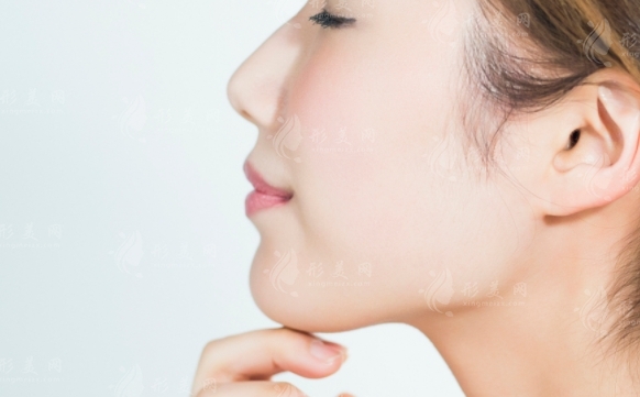 電動(dòng)負(fù)壓吸脂去雙下巴有副作用嗎？