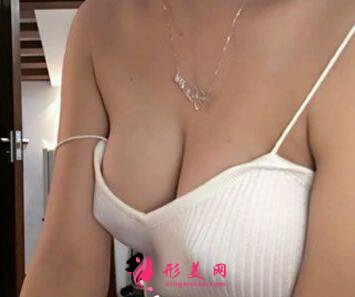 除了假體隆胸還有什么方式可以進行豐胸?