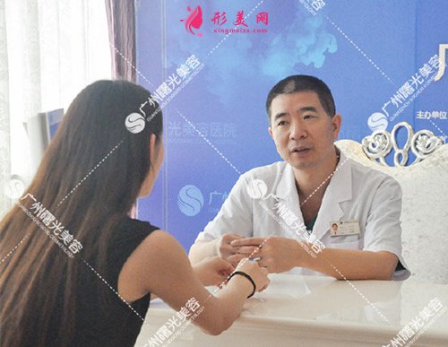 廣州劉杰偉隆胸怎么樣